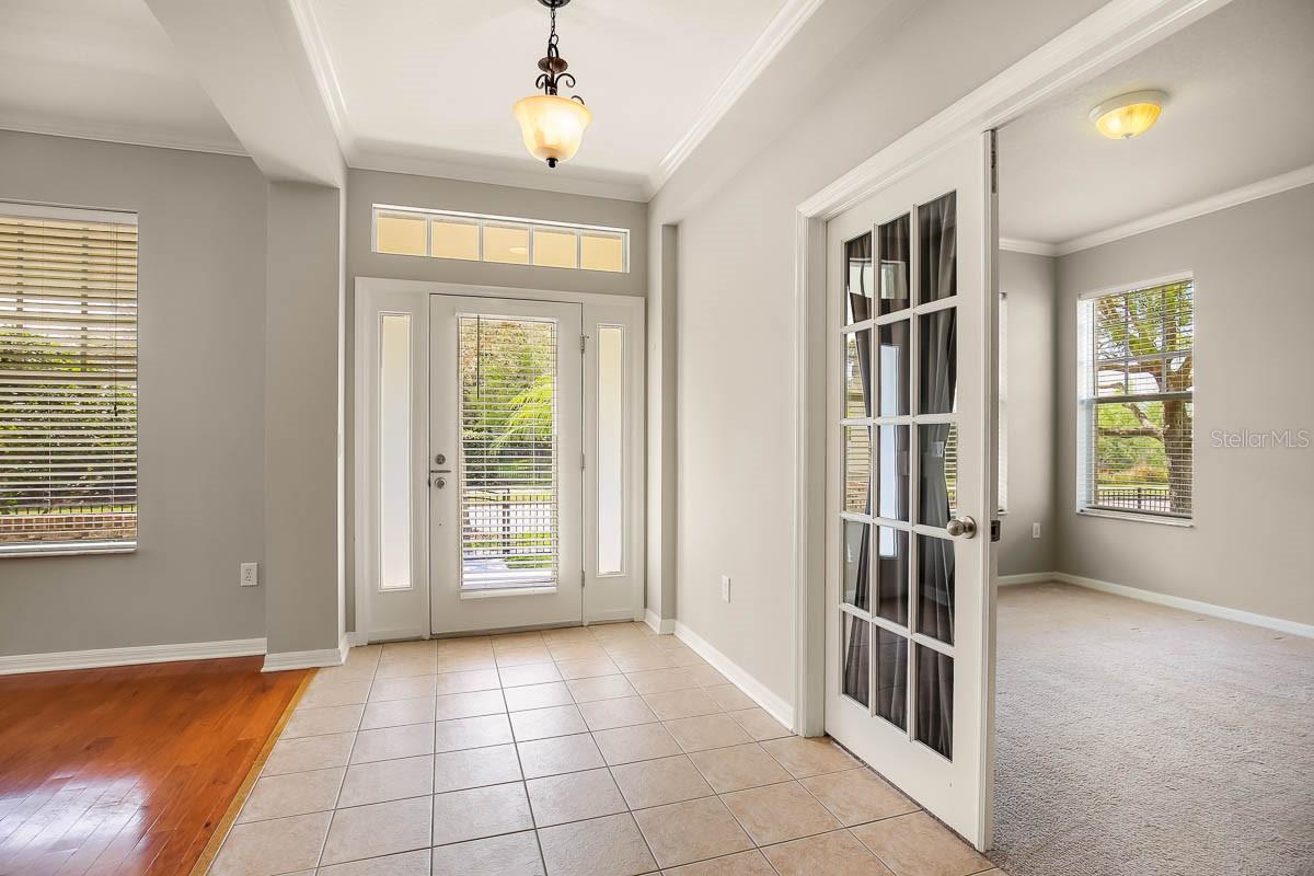 FISHHAWK RANCH TOWNCENTER PHAS - Residential Lease