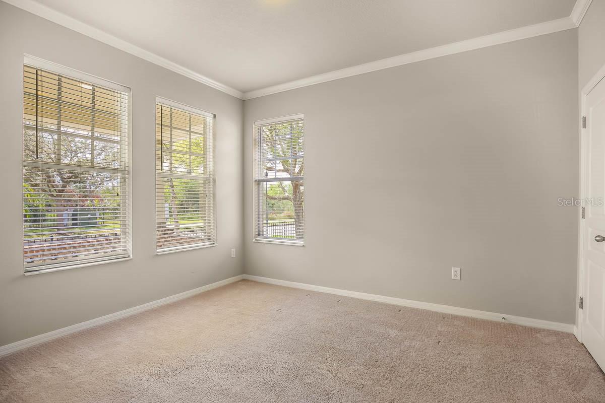 FISHHAWK RANCH TOWNCENTER PHAS - Residential Lease