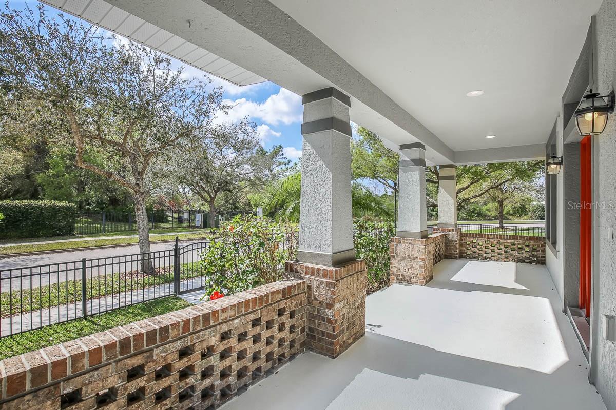 FISHHAWK RANCH TOWNCENTER PHAS - Residential Lease
