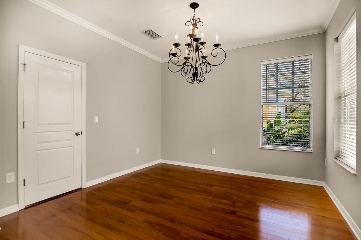 FISHHAWK RANCH TOWNCENTER PHAS - Residential Lease