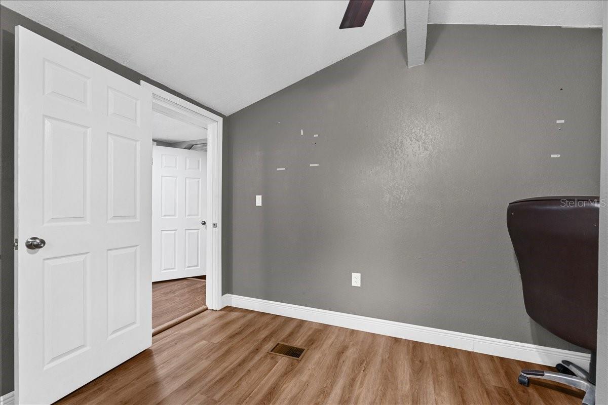 WAHNETA FARMS - Residential