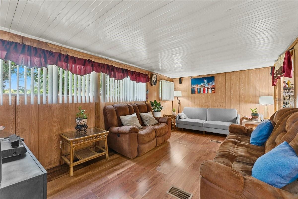 WAHNETA FARMS - Residential