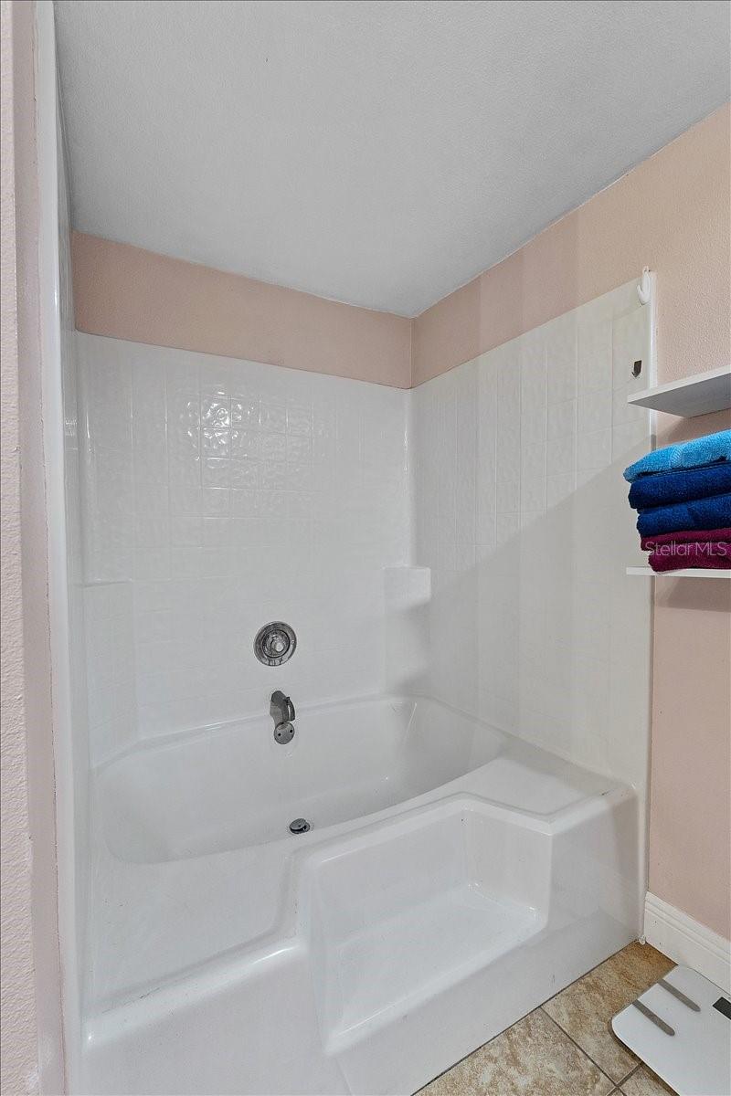 WAHNETA FARMS - Residential