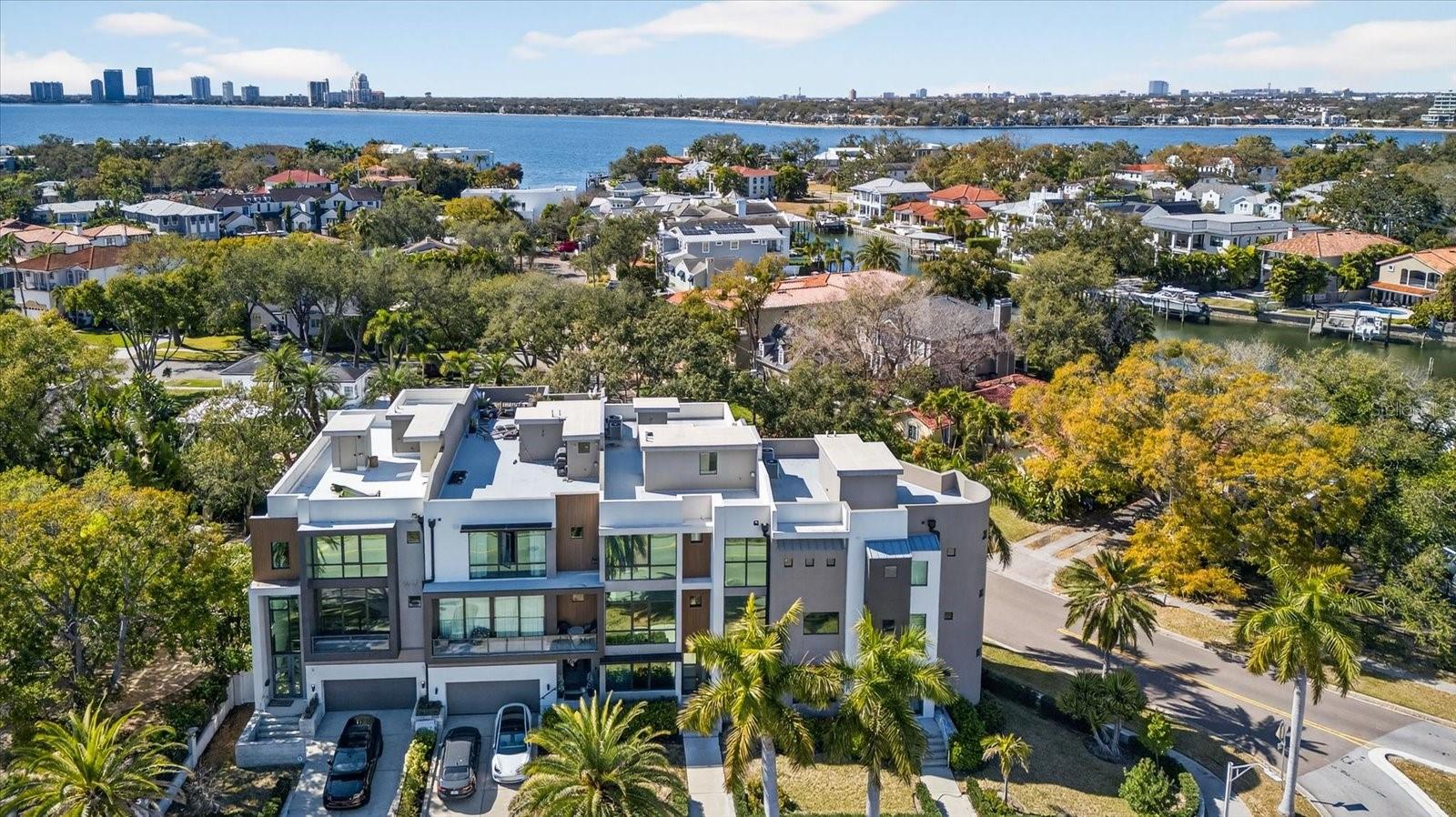 94 W DAVIS BOULEVARD