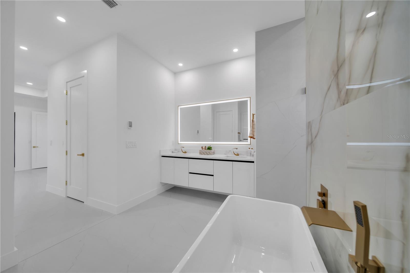 CAPE CORAL UNIT 63 - Residential
