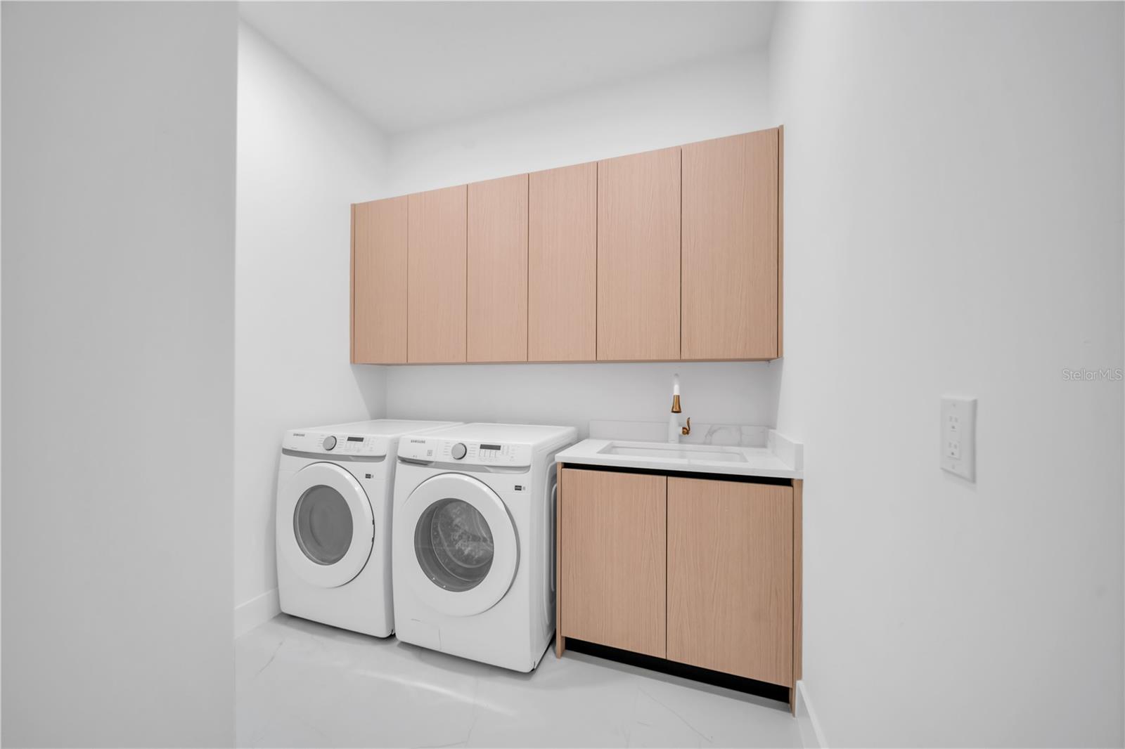 CAPE CORAL UNIT 63 - Residential