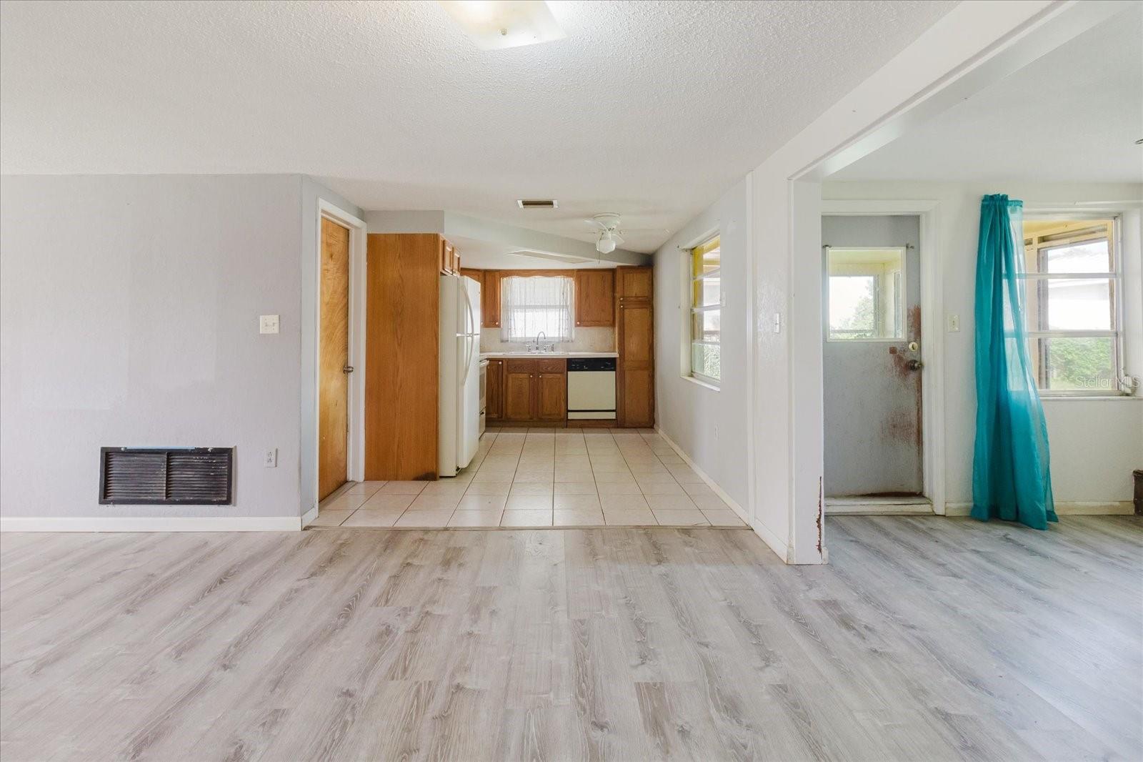 HOLIDAY LAKE ESTATES - Residential