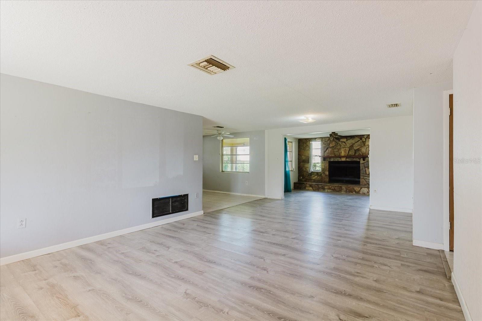 HOLIDAY LAKE ESTATES - Residential