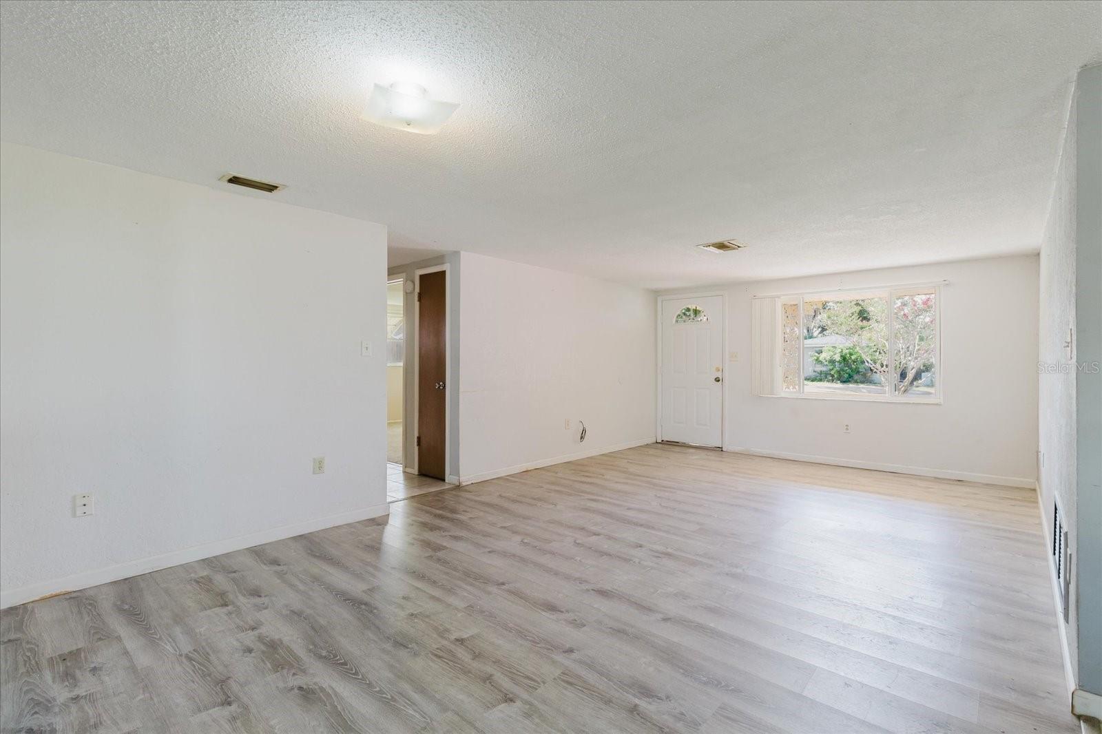 HOLIDAY LAKE ESTATES - Residential