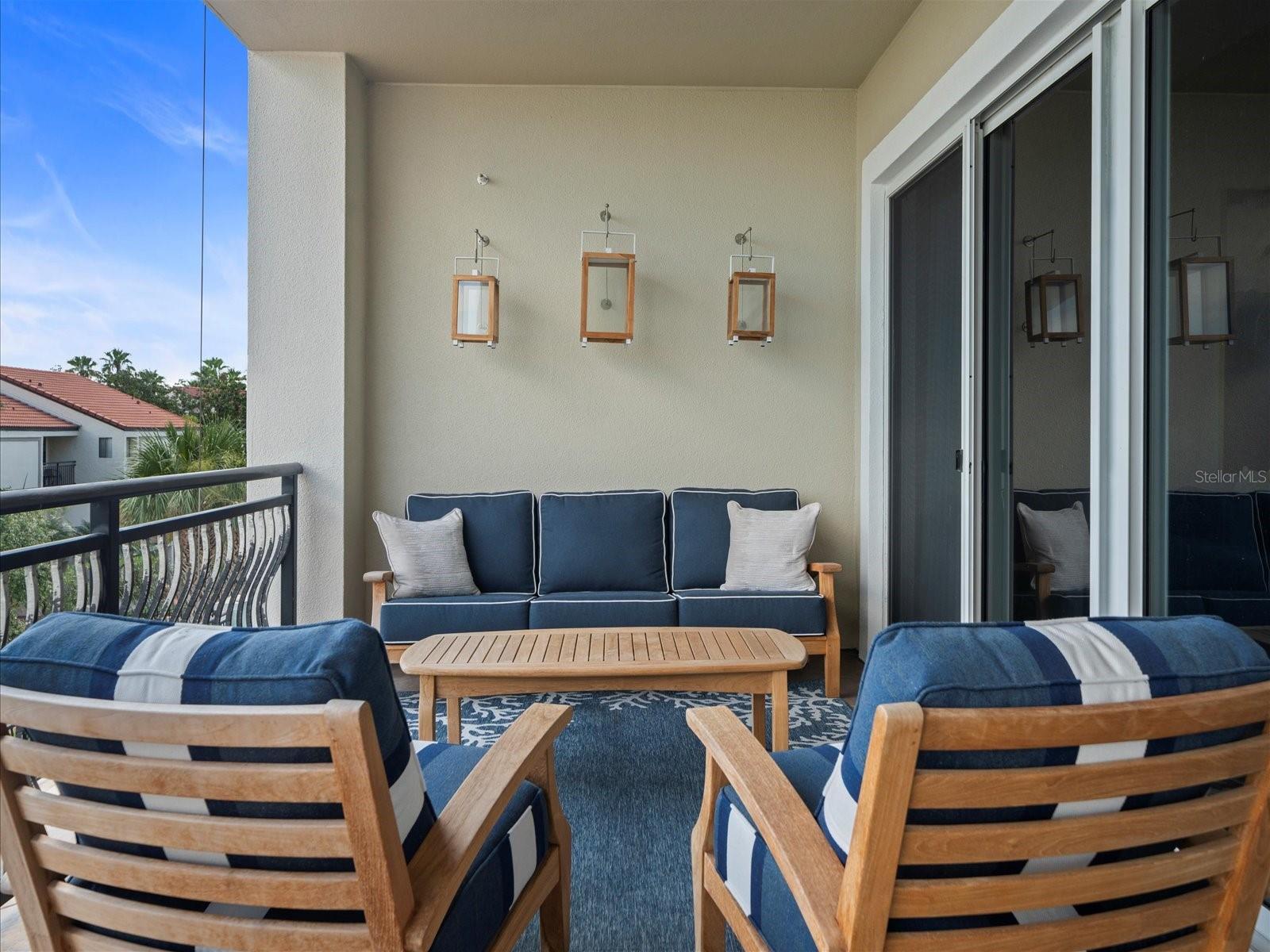 RESIDENCES AT WINDWARD PASSAGE CONDO - Residential Lease