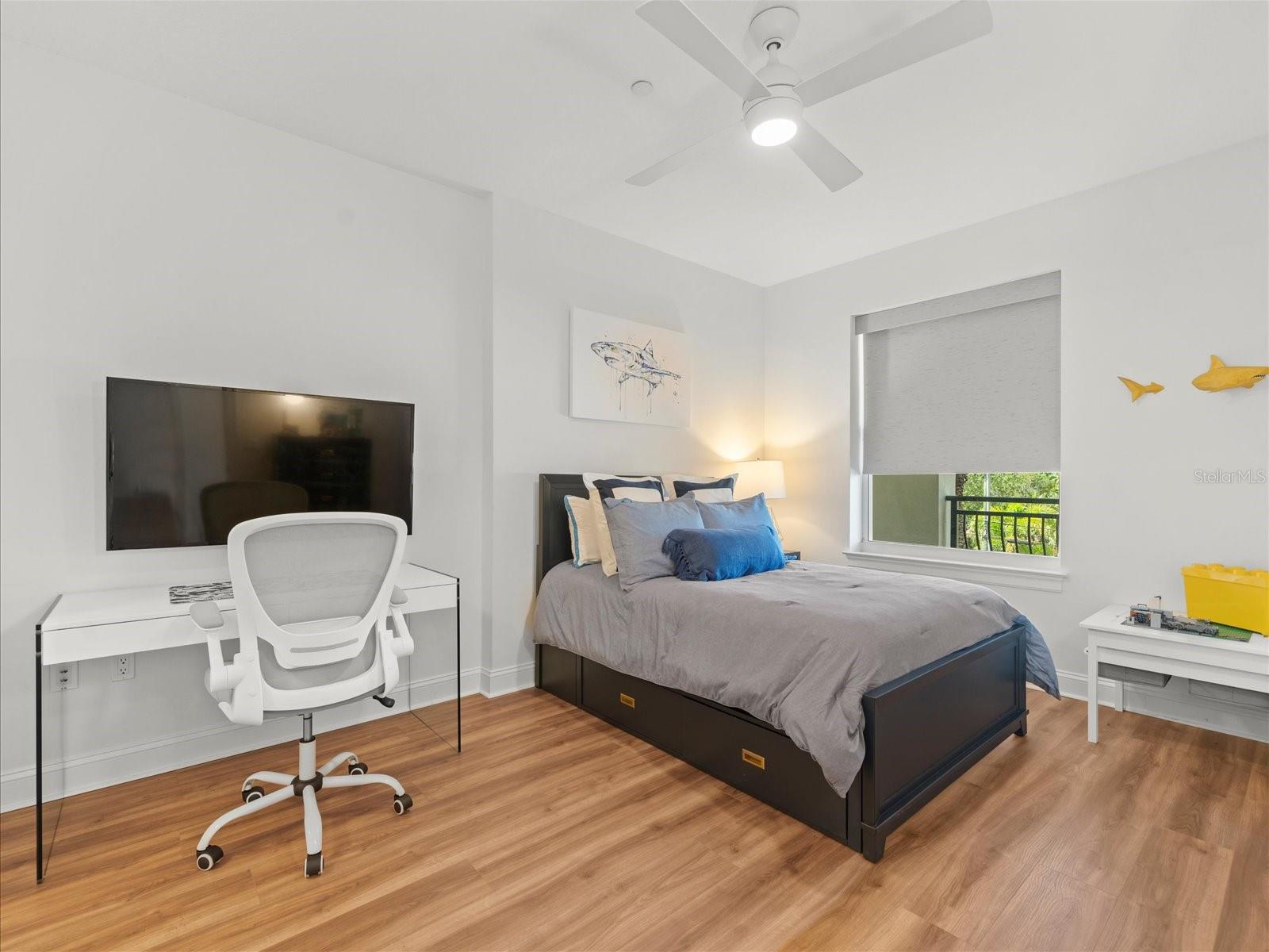 RESIDENCES AT WINDWARD PASSAGE CONDO - Residential Lease