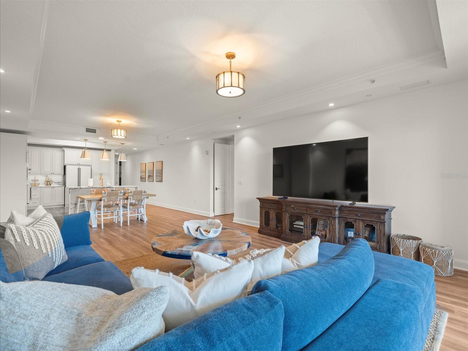 RESIDENCES AT WINDWARD PASSAGE CONDO - Residential Lease