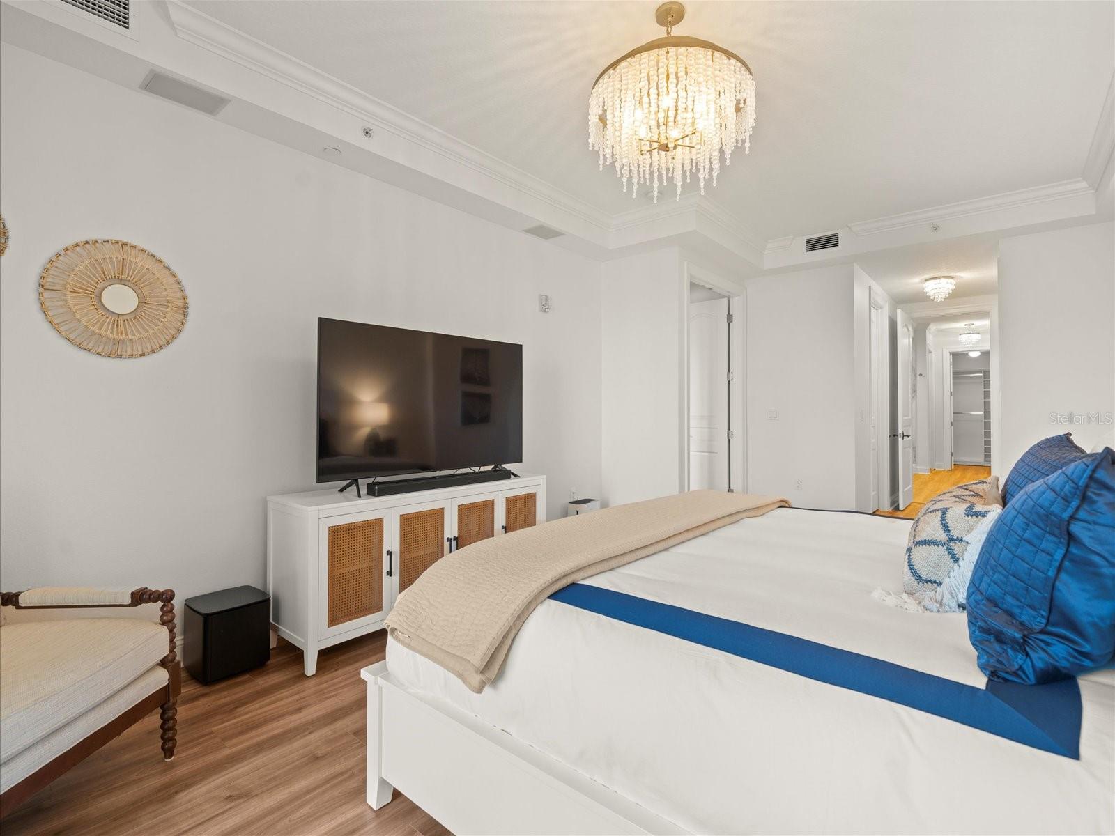 RESIDENCES AT WINDWARD PASSAGE CONDO - Residential Lease
