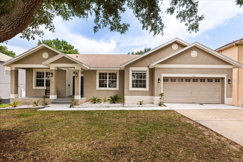 Photo of 1634 Presidio Drive, Clermont, FL 34711 (MLS # O6404694)