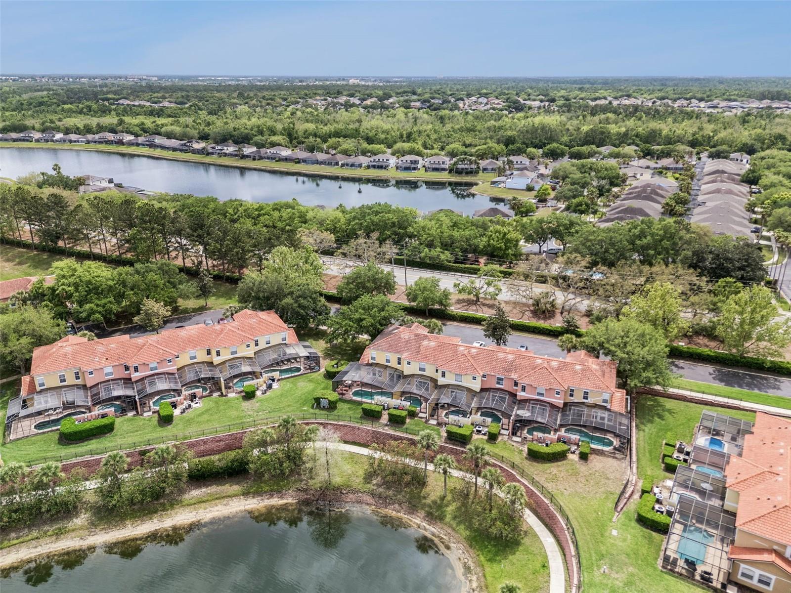 ENCANTADA - Residential