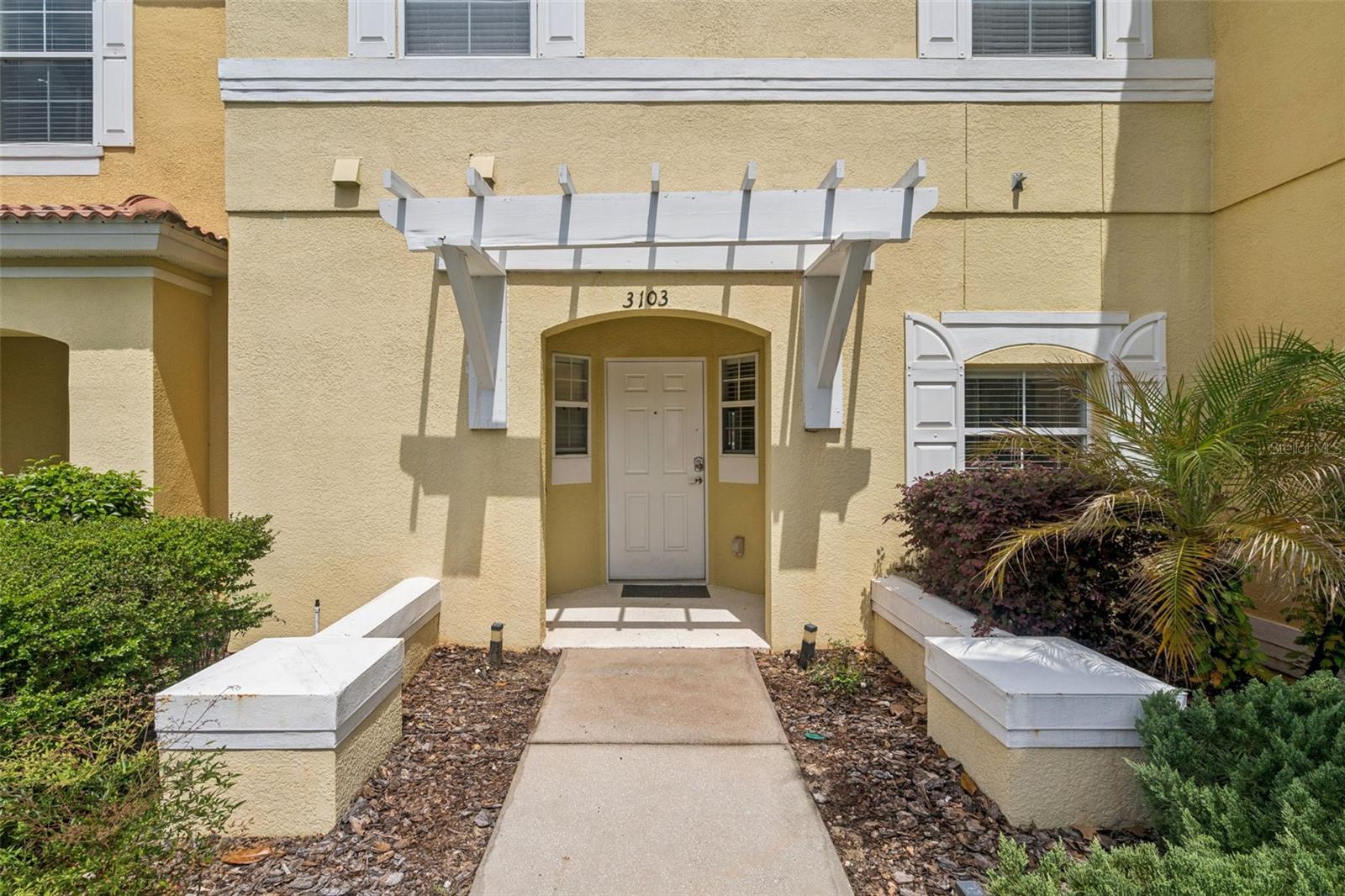 ENCANTADA - Residential