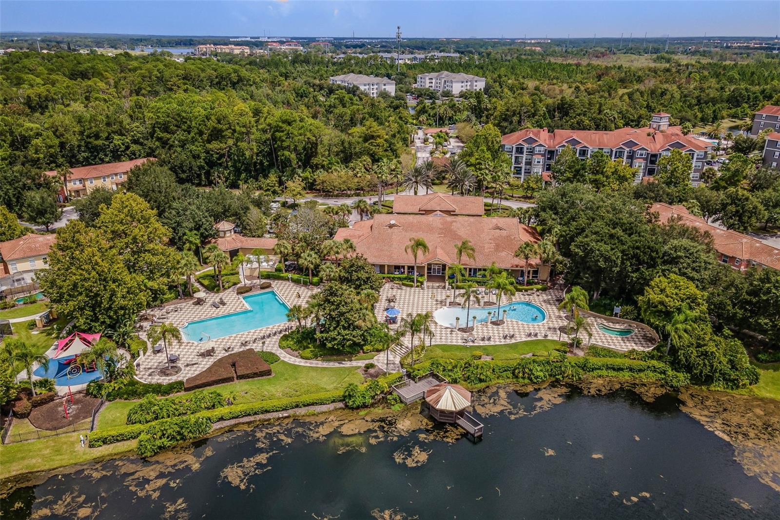 ENCANTADA - Residential