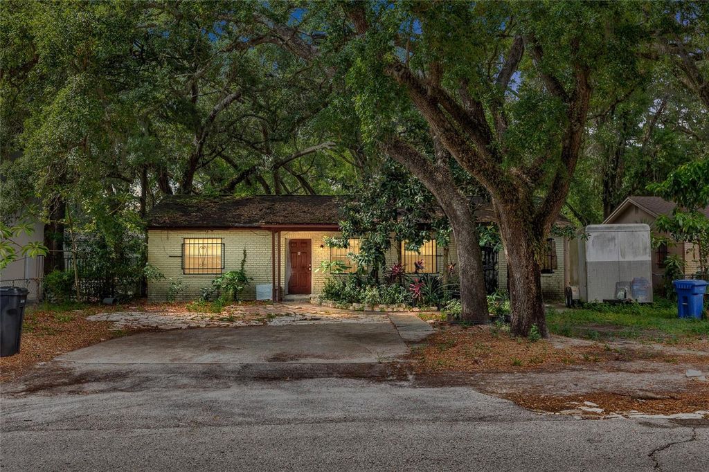 Photo of 1210 E 140th Avenue, Tampa, FL 33613 (MLS # TB8511454)
