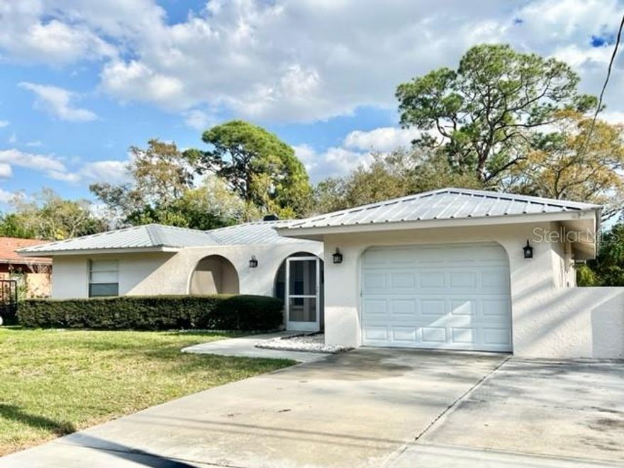 SARASOTA JEM..BEAUTIFUL 3 BEDROOM, 2 BATHROOM HOME with a FENCED-IN Back Yard. SPLIT PLAN, SHOWER STALL IN MASTER BEDROOM AND TUB/SHOWER IN GUEST BATH. CERAMIC TILE IN LIVING ROOM AND KITCHEN AREA. WASHER AND DRYER HOOK UP INSIDE. HUGE ENCLOSED FLORIDA ROOM TO ENJOY YEAR ROUND. 1 CAR GARAGE with STORAGE SHELVES. LAWN AND PEST INCLUDED. JUST MINUTES FROM DOWNTOWN, SHOPPING, RESTAURANTS, I-75 & THE #1 SIESTA KEY BEACH! SCHOOLS & HOSPITALS ARE JUST MINUTES AWAY TOO! CALL NOW FOR YOUR PRIVATE APPOINTMENT!