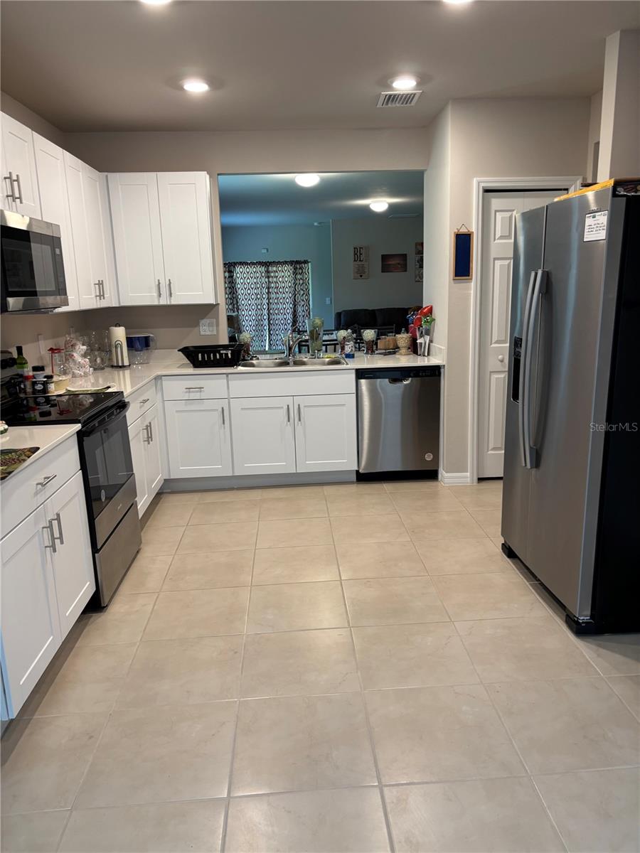 PORT CHARLOTTE SUB 21 - Residential Lease