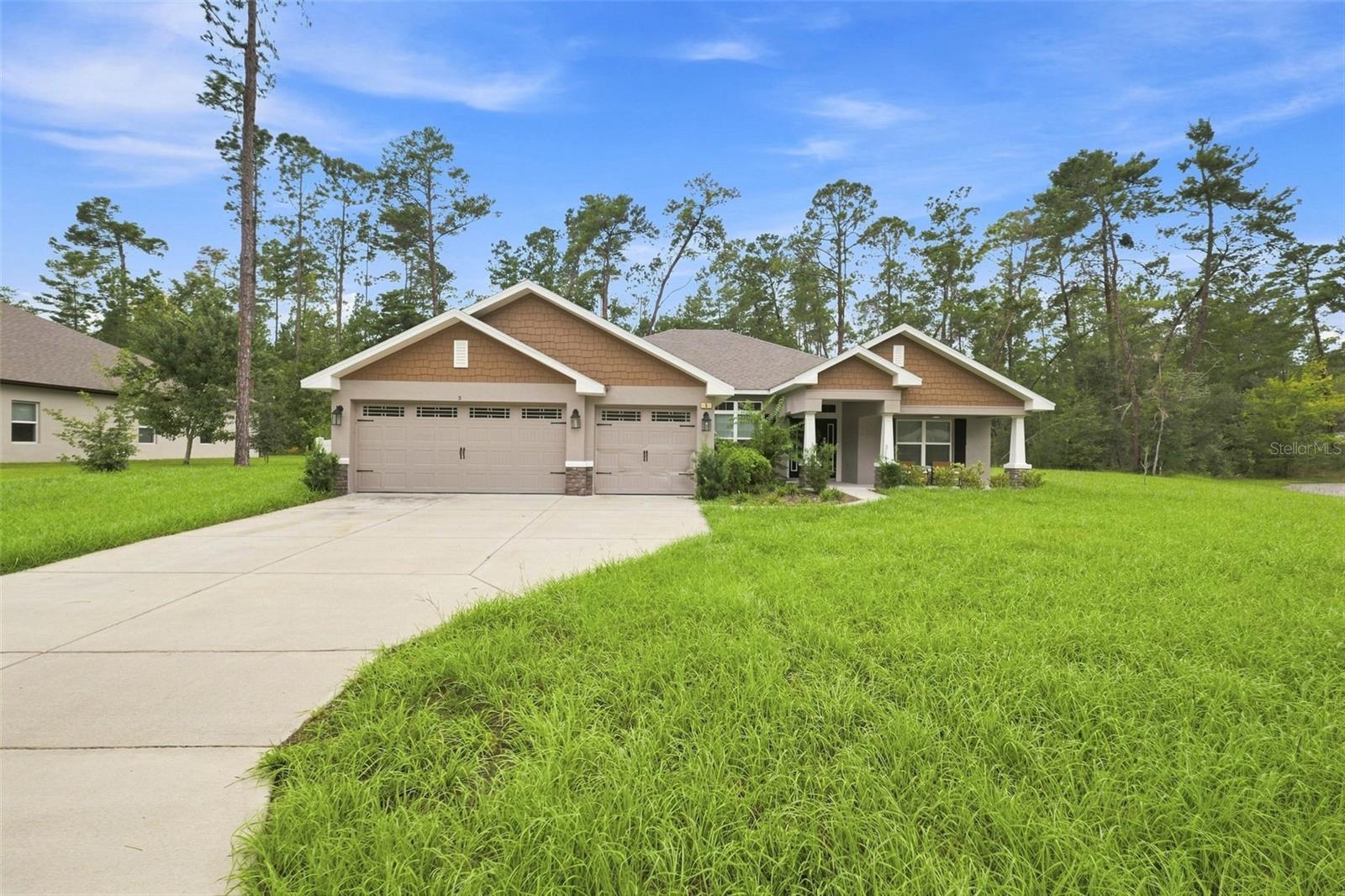 5 PETUNIAS COURT