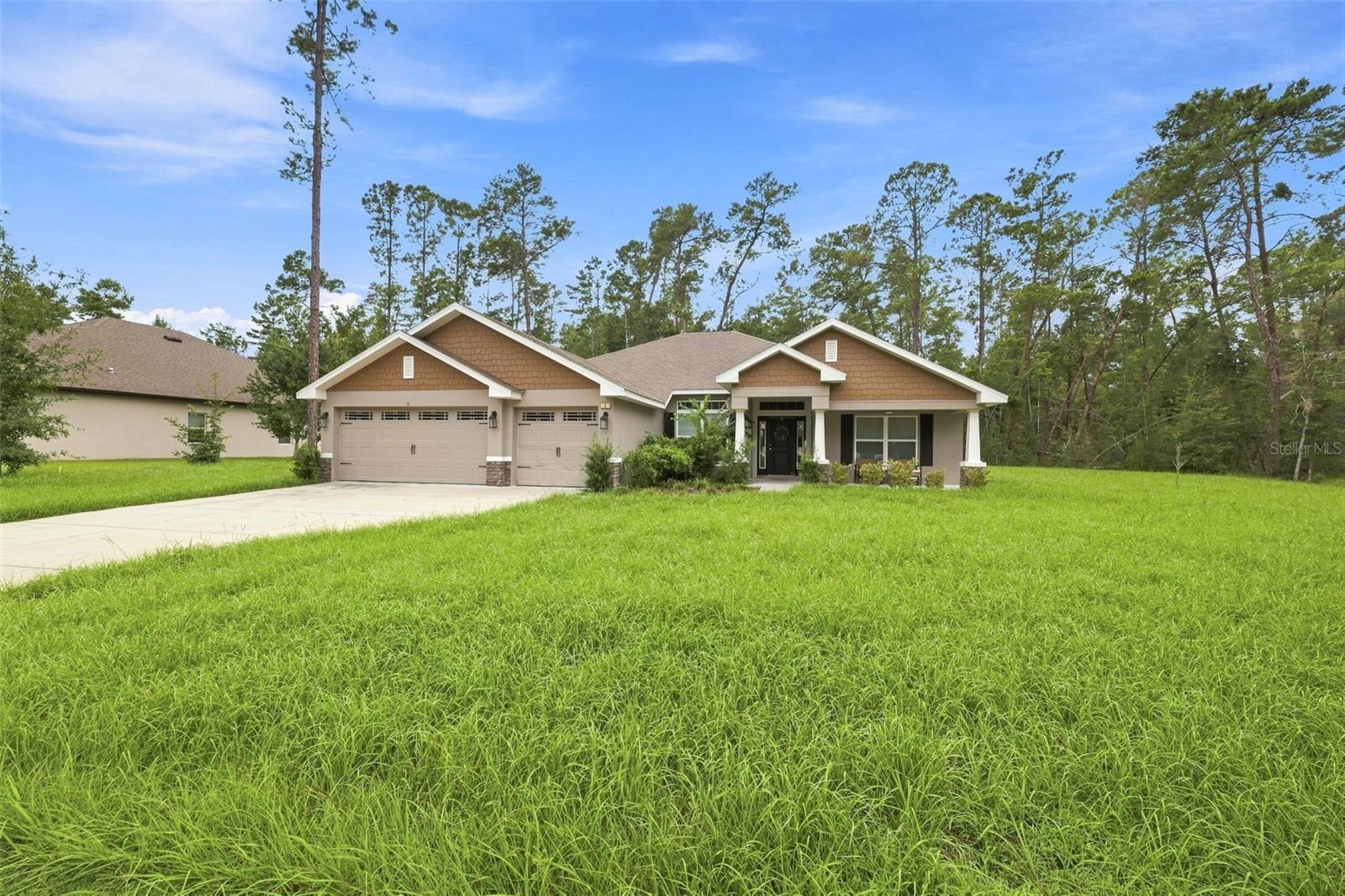 5 PETUNIAS COURT