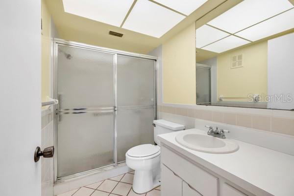 HIGHLAND LAKES VILLA CONDO I - Residential