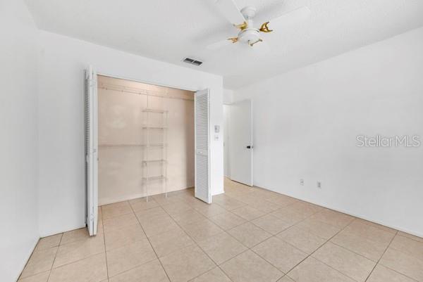 HIGHLAND LAKES VILLA CONDO I - Residential