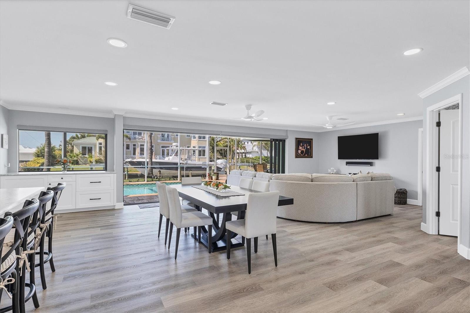 COUNTRY CLUB SHORES SEC 02 - Residential