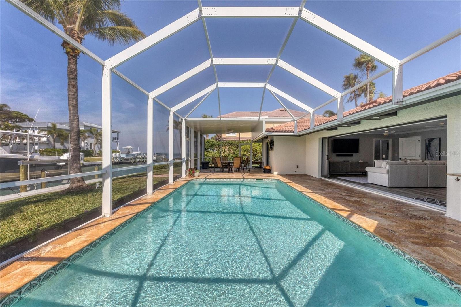 COUNTRY CLUB SHORES SEC 02 - Residential