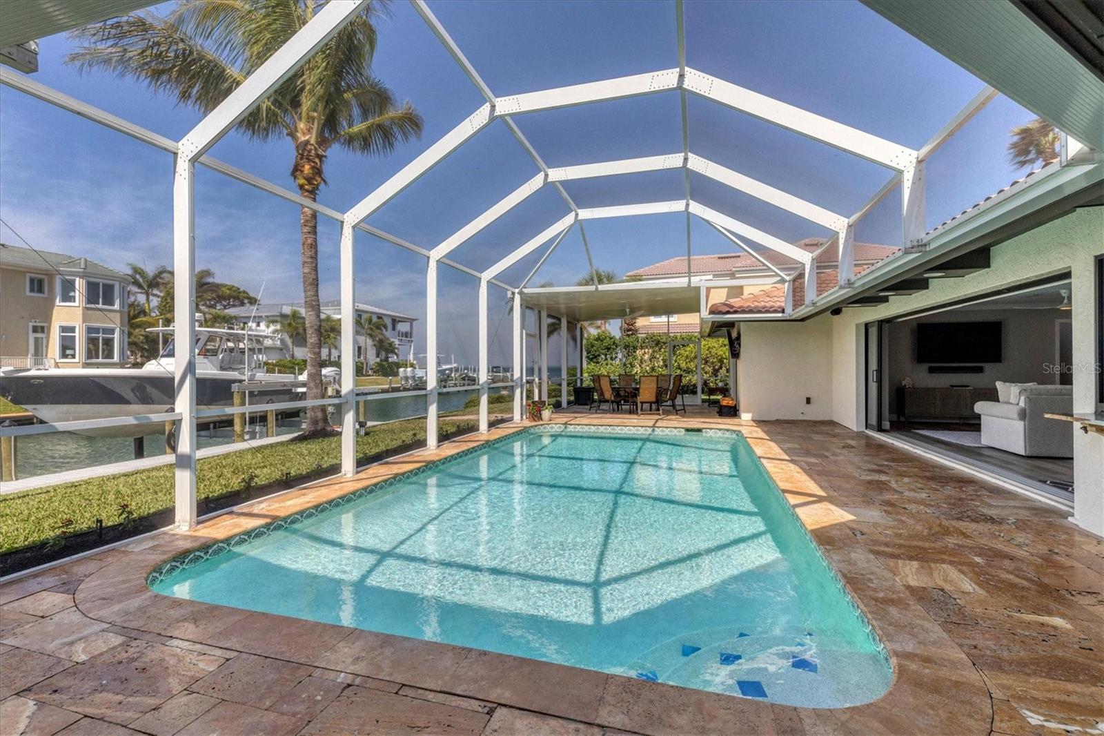 COUNTRY CLUB SHORES SEC 02 - Residential