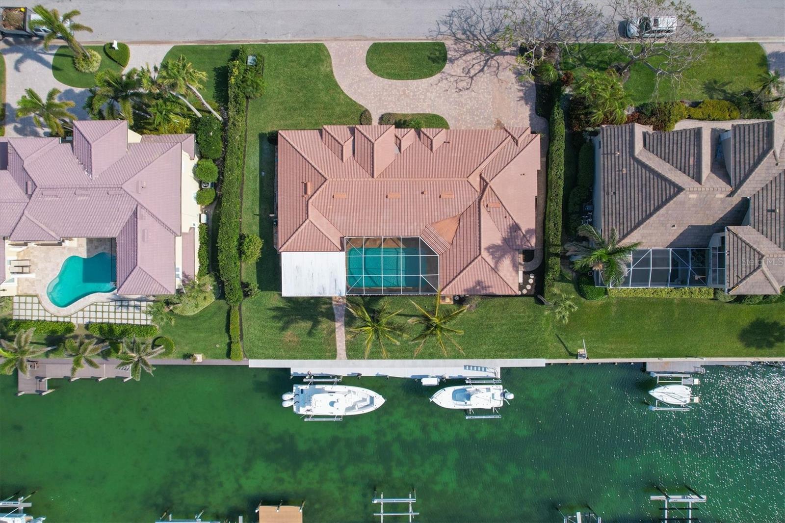 COUNTRY CLUB SHORES SEC 02 - Residential