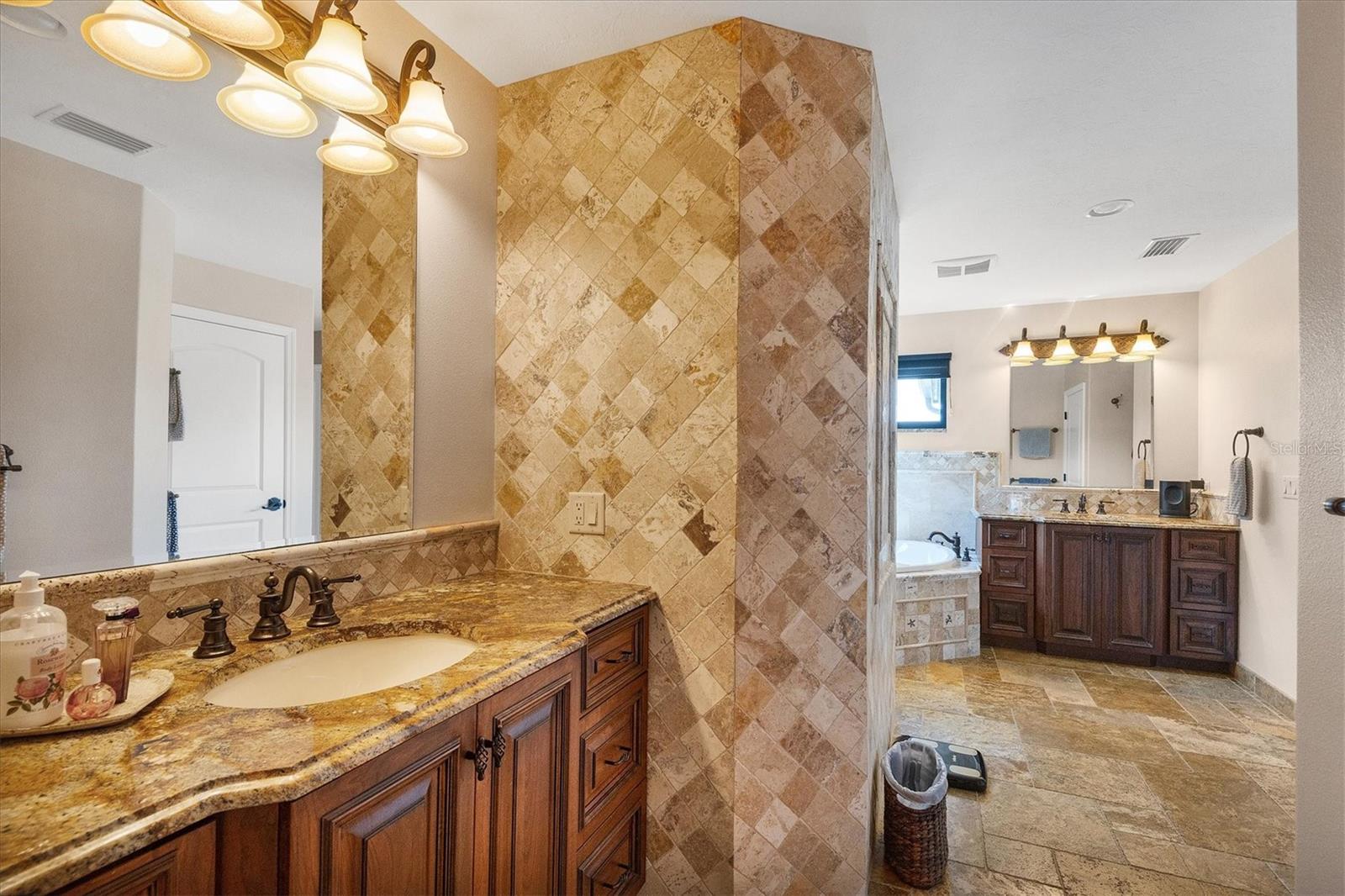 COUNTRY CLUB SHORES SEC 02 - Residential