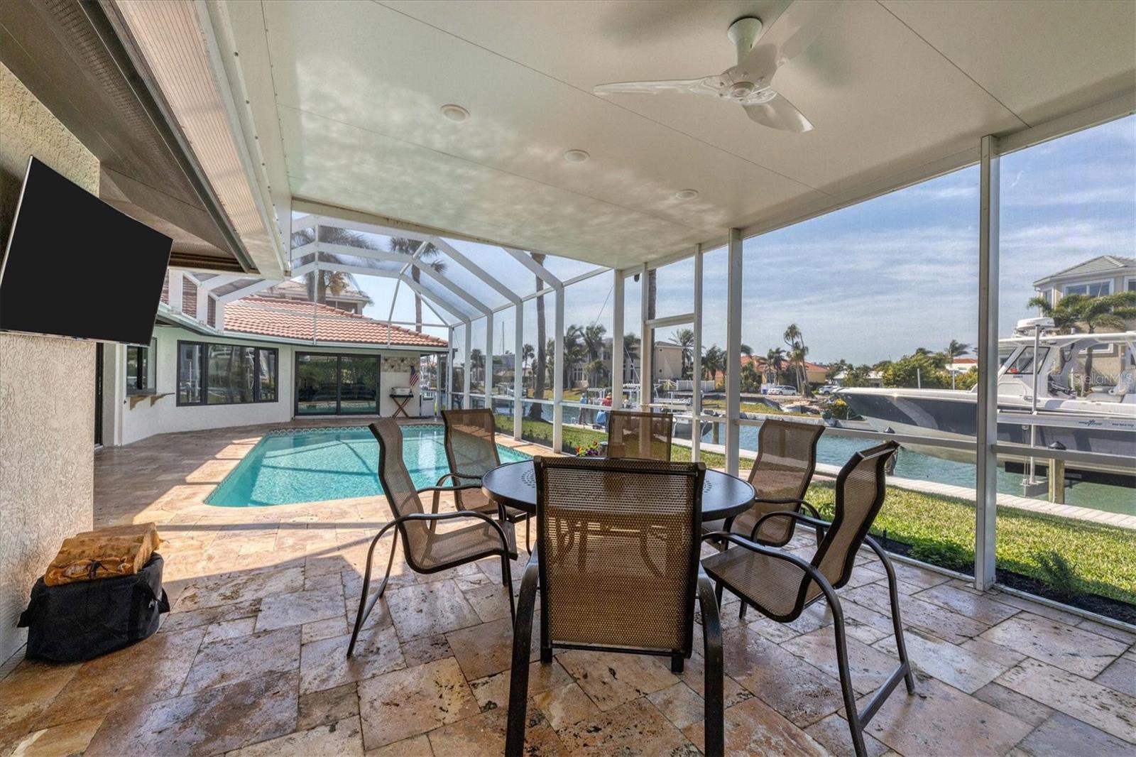 COUNTRY CLUB SHORES SEC 02 - Residential