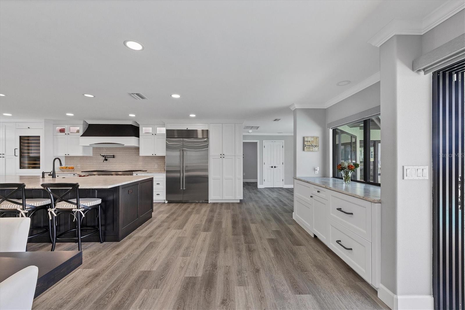 COUNTRY CLUB SHORES SEC 02 - Residential