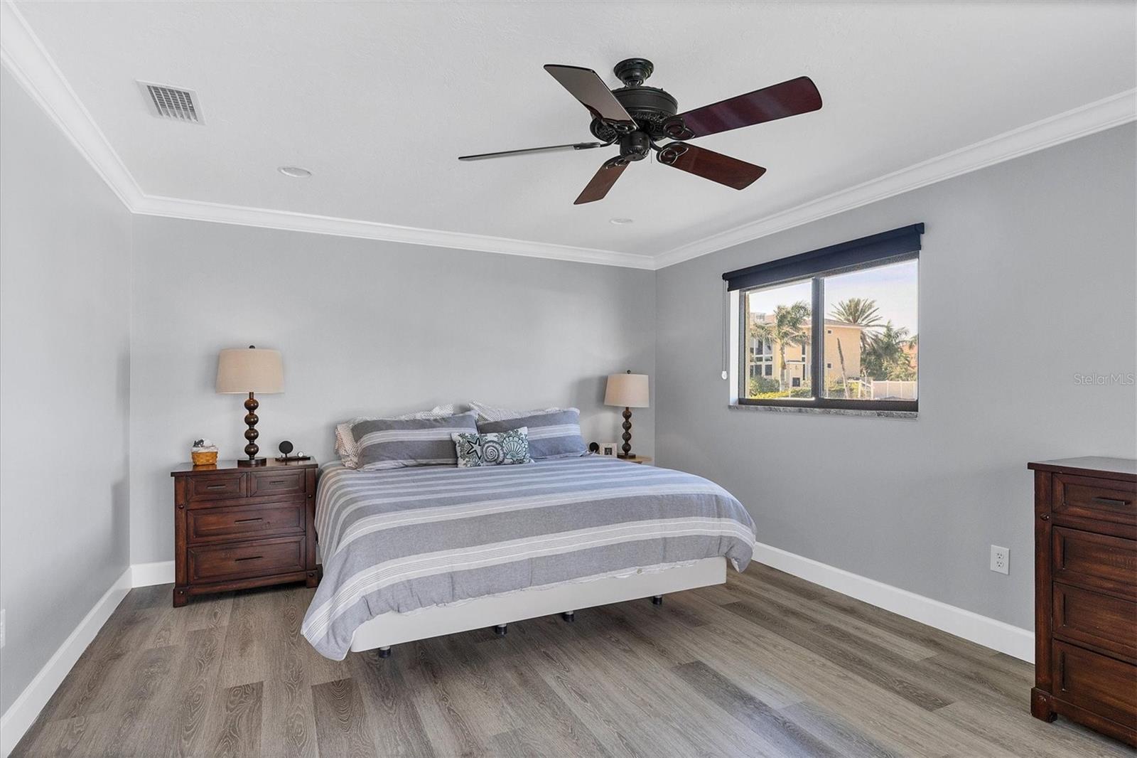 COUNTRY CLUB SHORES SEC 02 - Residential