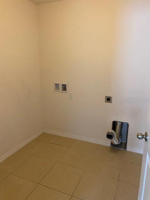 CRESTRIDGE AT ESTATES - Residential Lease