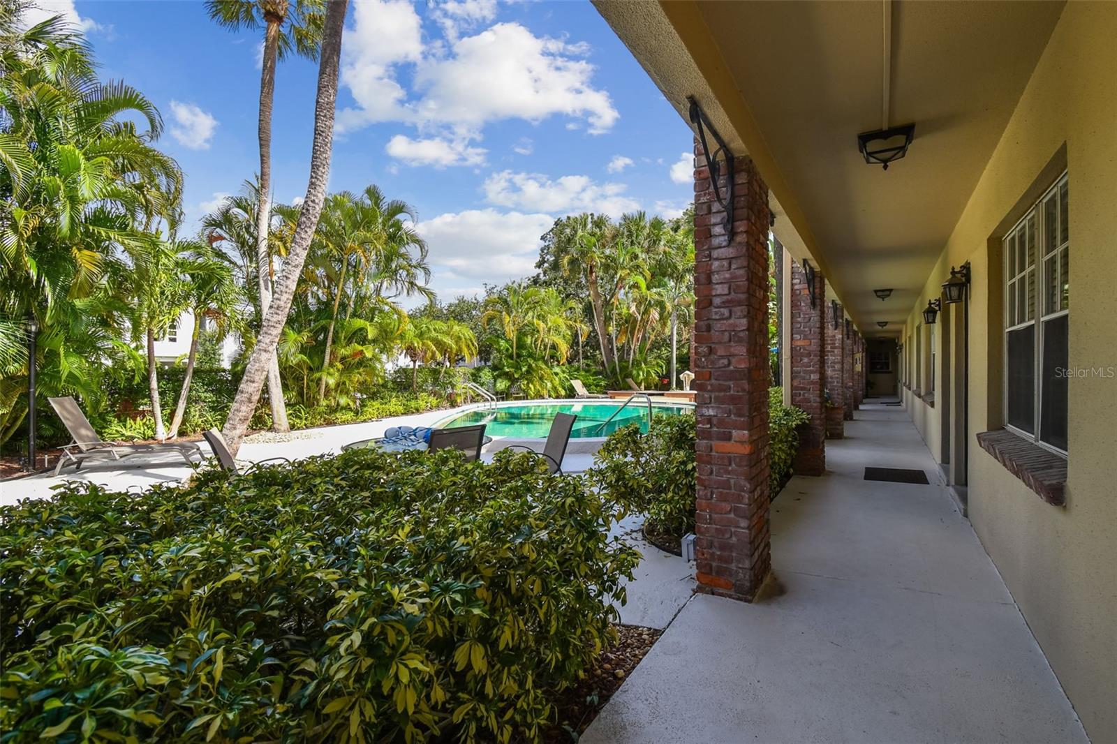 208 DANUBE AVENUE 101