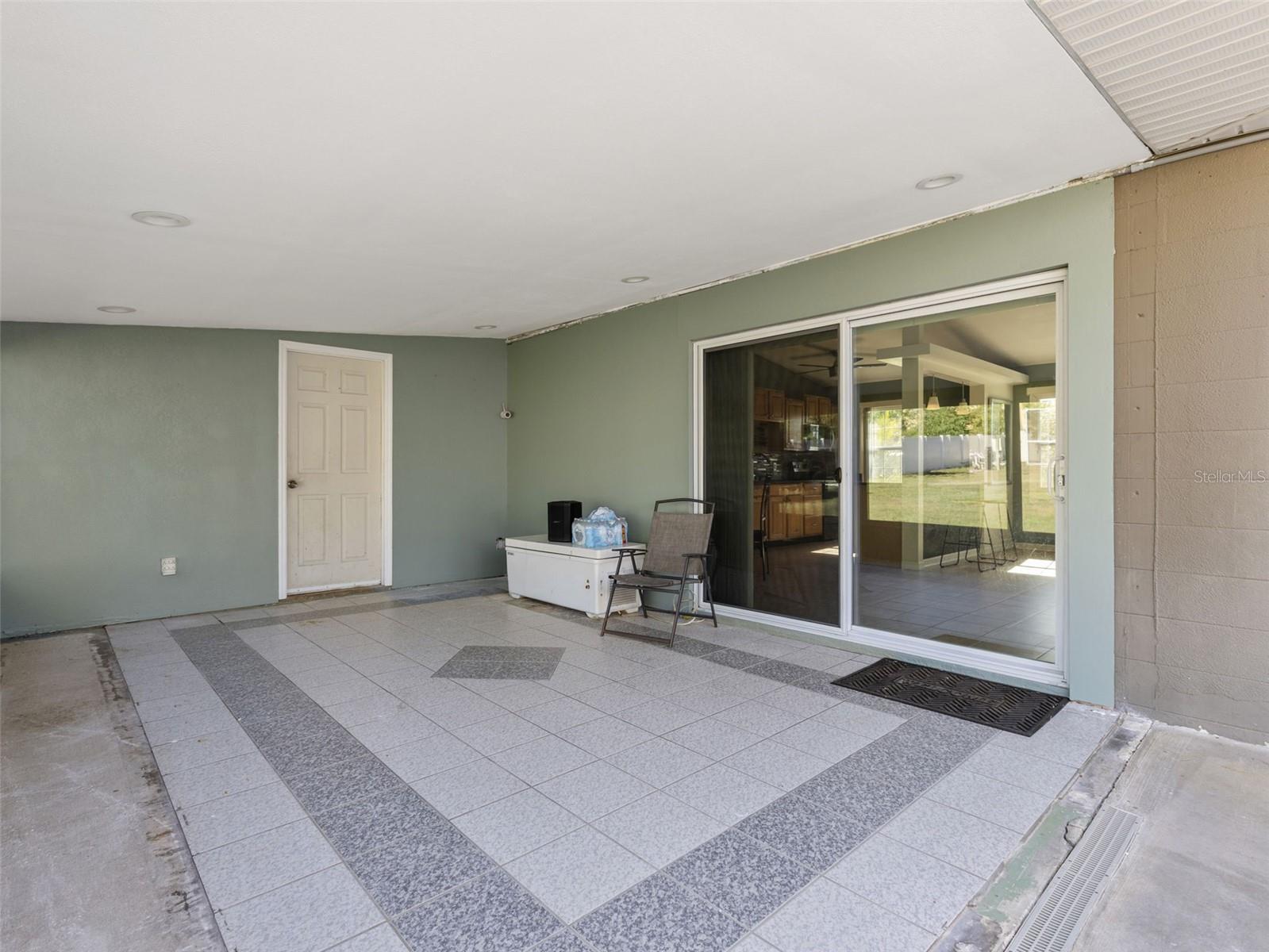 UNPLATTED - Residential