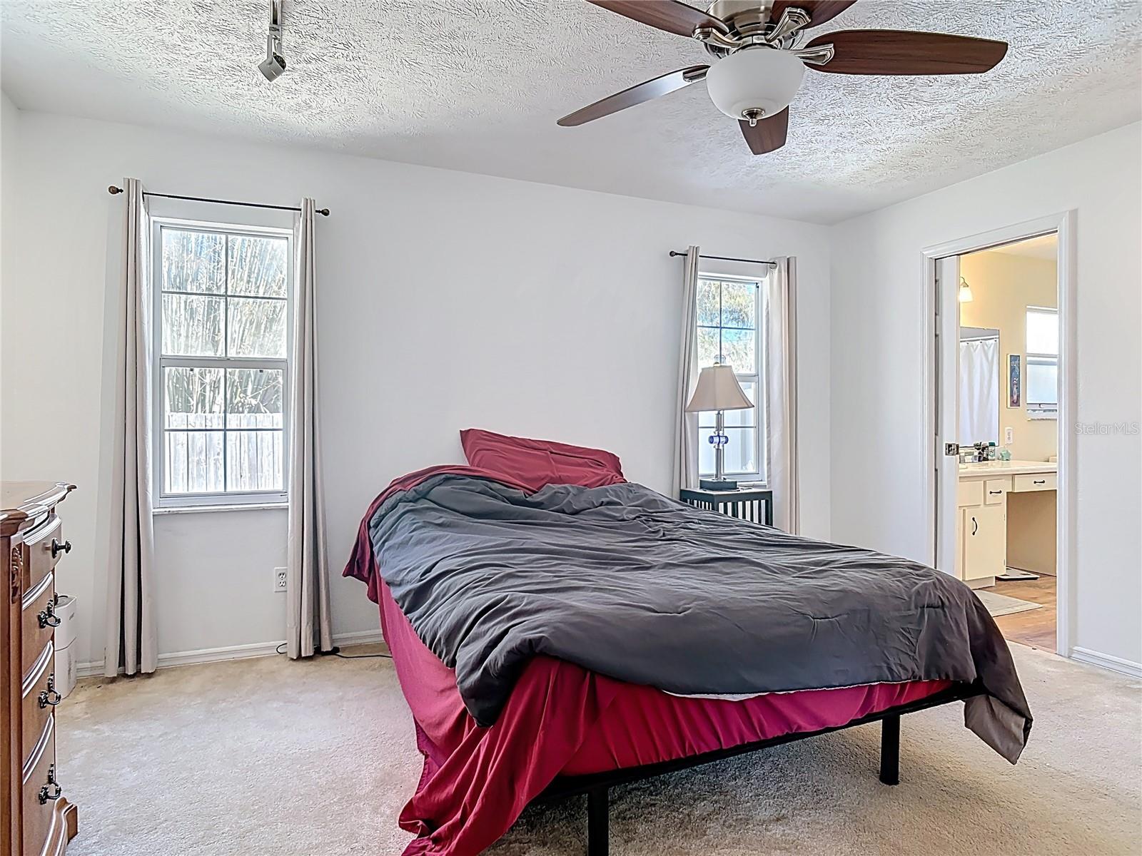 SOUTH OAK FOREST - Residential