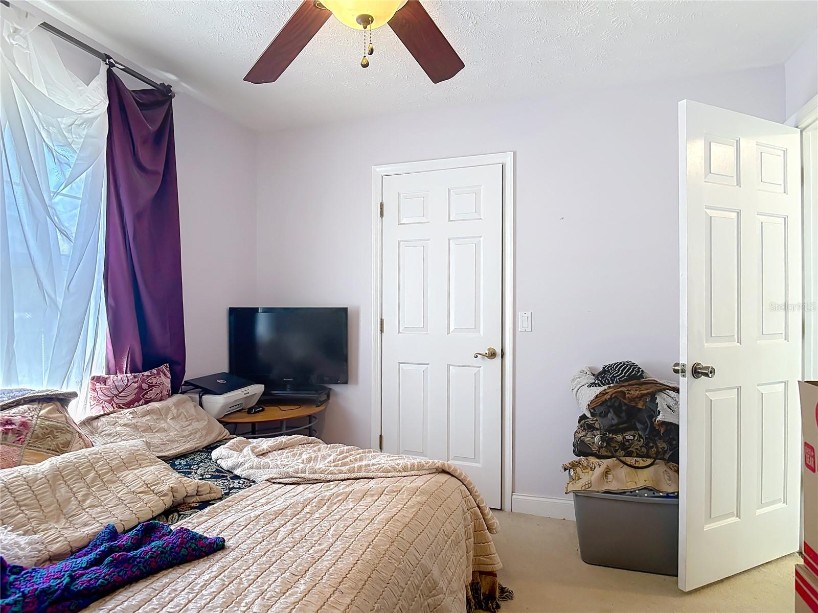 SOUTH OAK FOREST - Residential