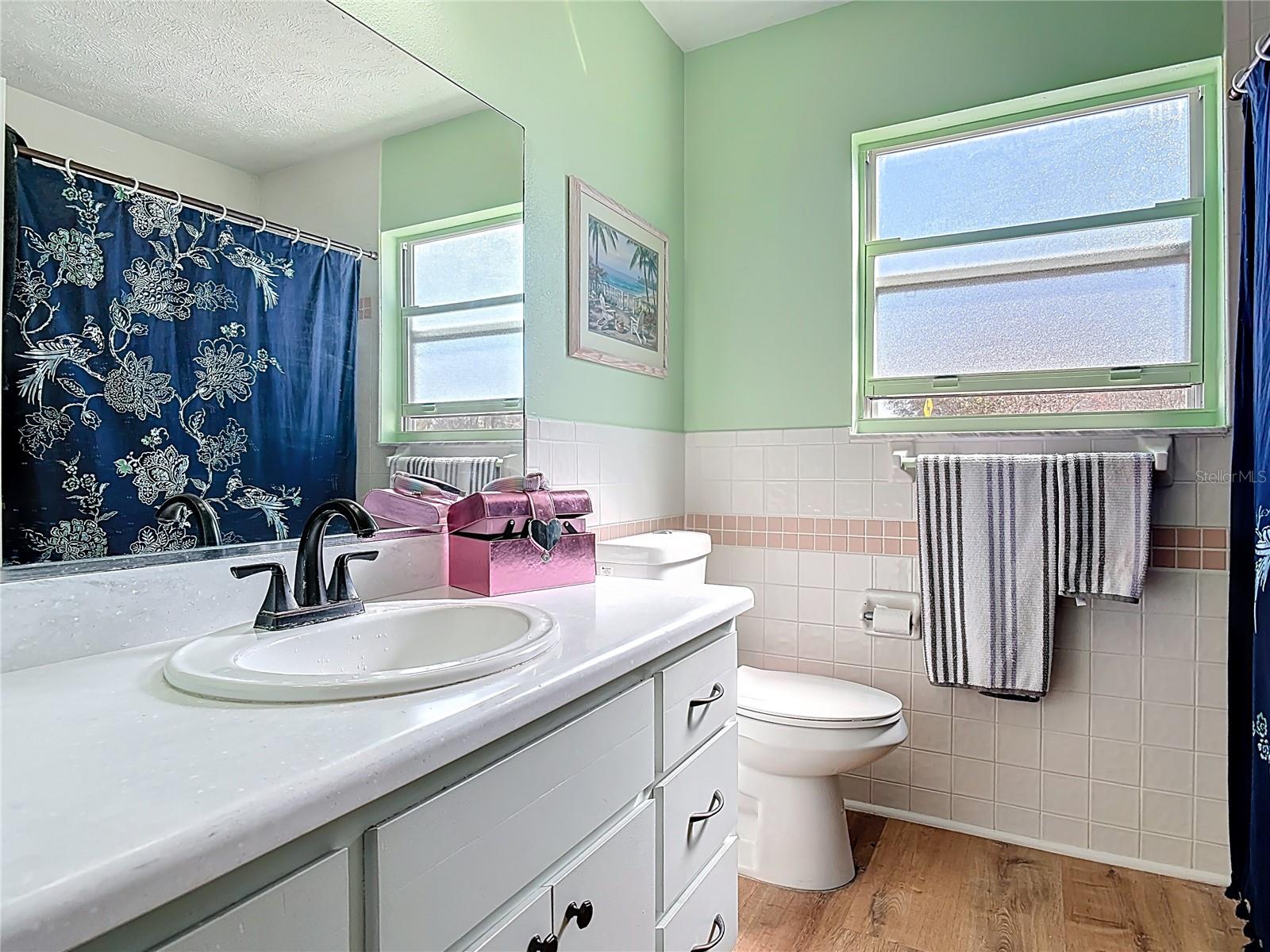 SOUTH OAK FOREST - Residential