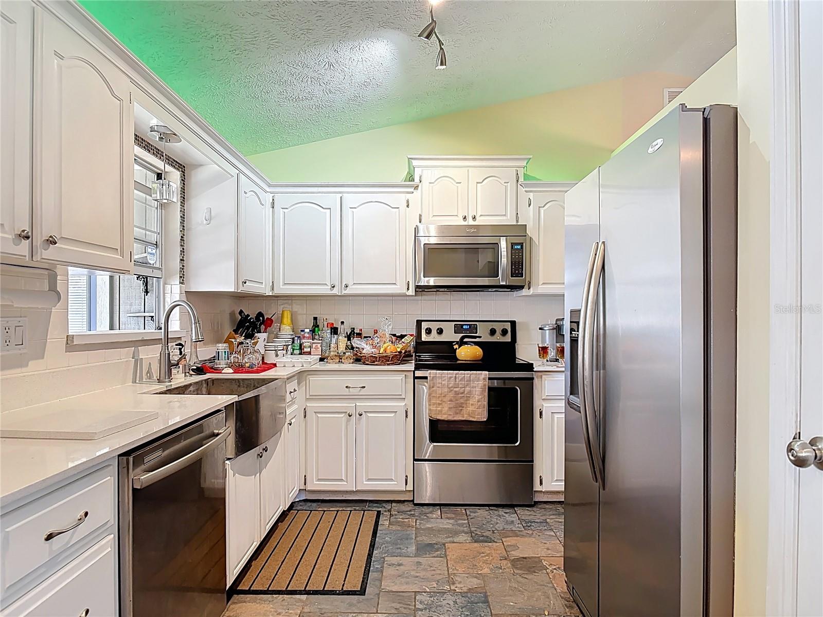 SOUTH OAK FOREST - Residential