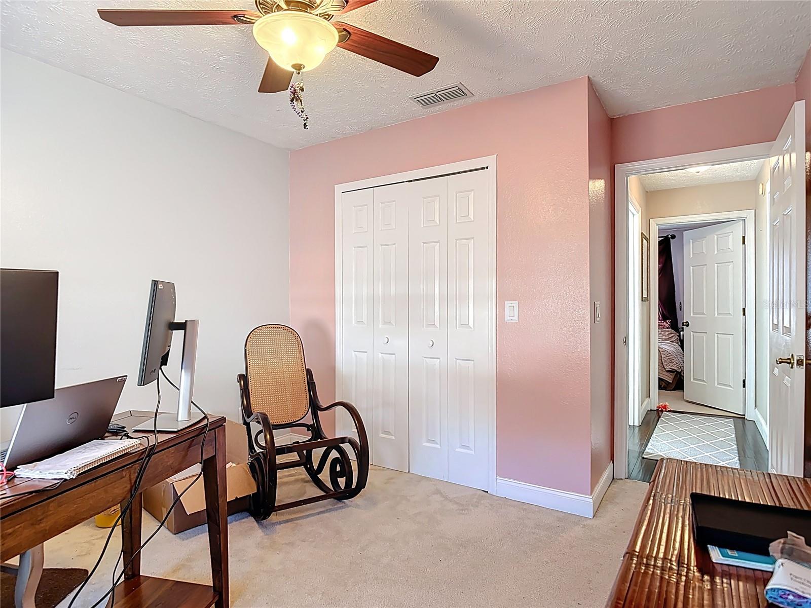 SOUTH OAK FOREST - Residential