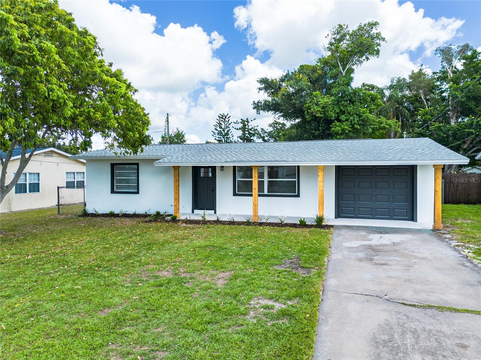 5949 32ND STREET N