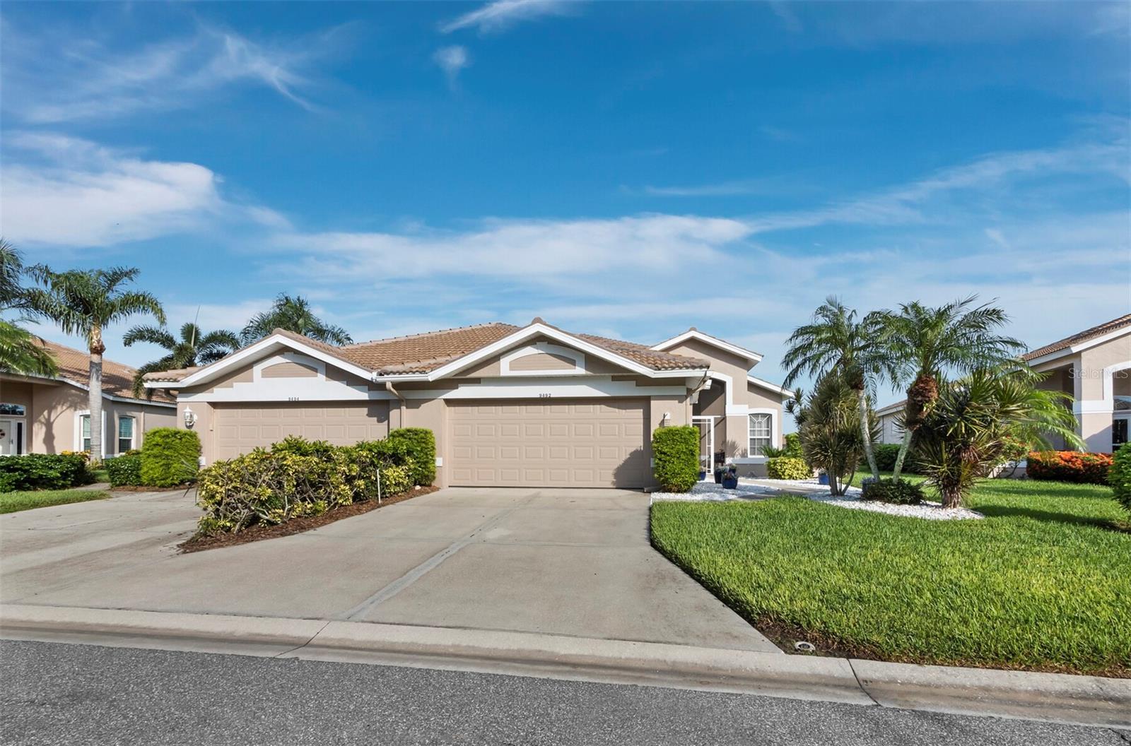9492 FOREST HILLS CIRCLE