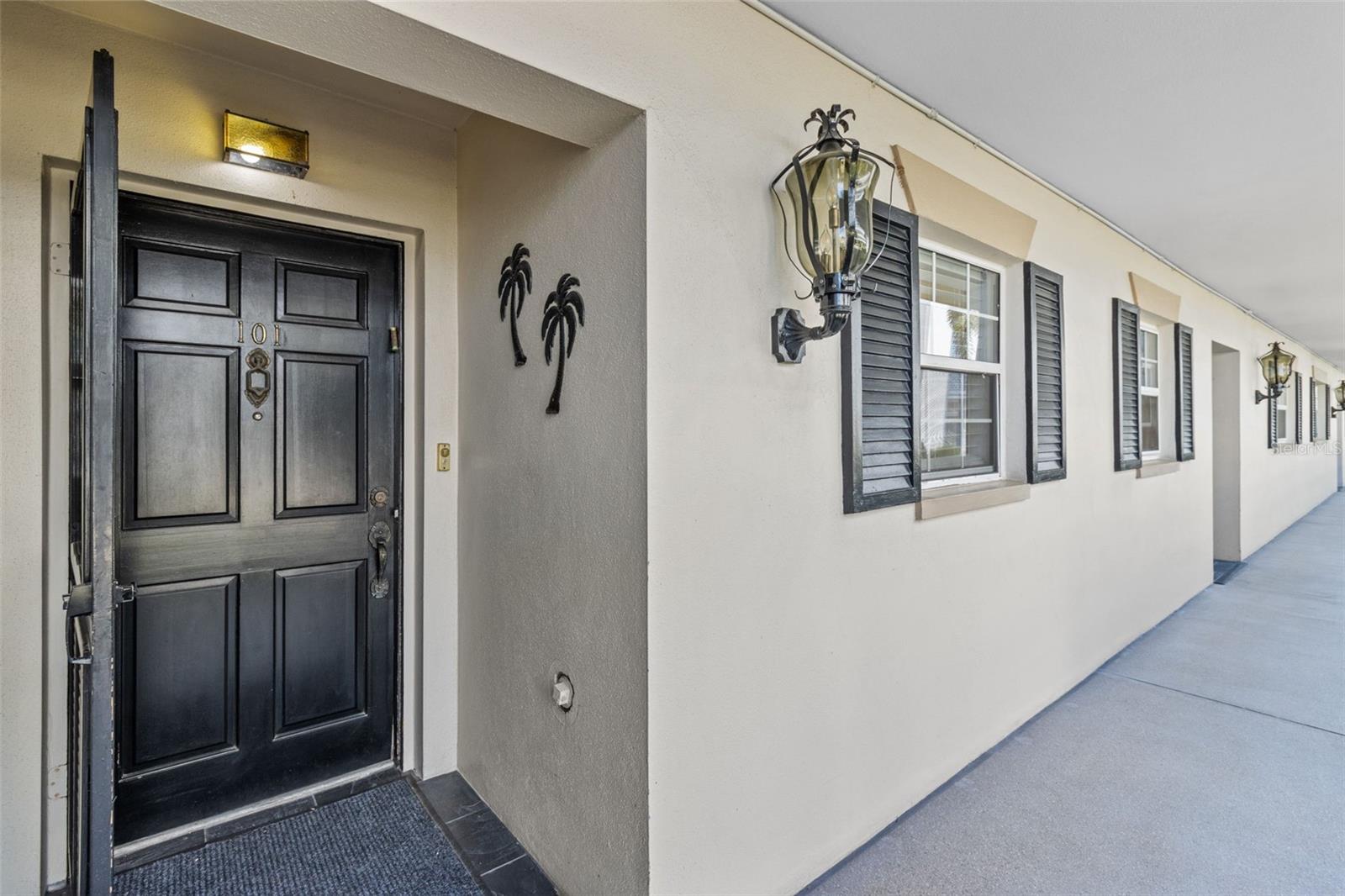 131 BLUFF VIEW DRIVE 101