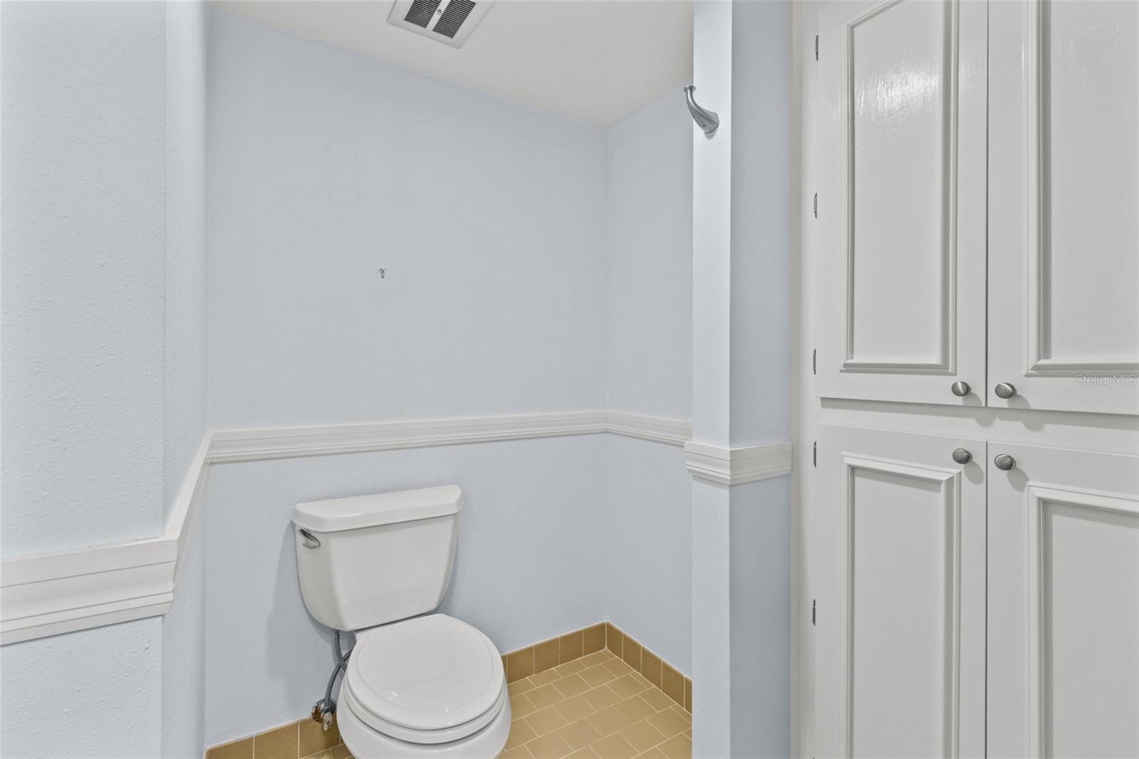 PORT BELLEAIR 4 CONDO - Residential