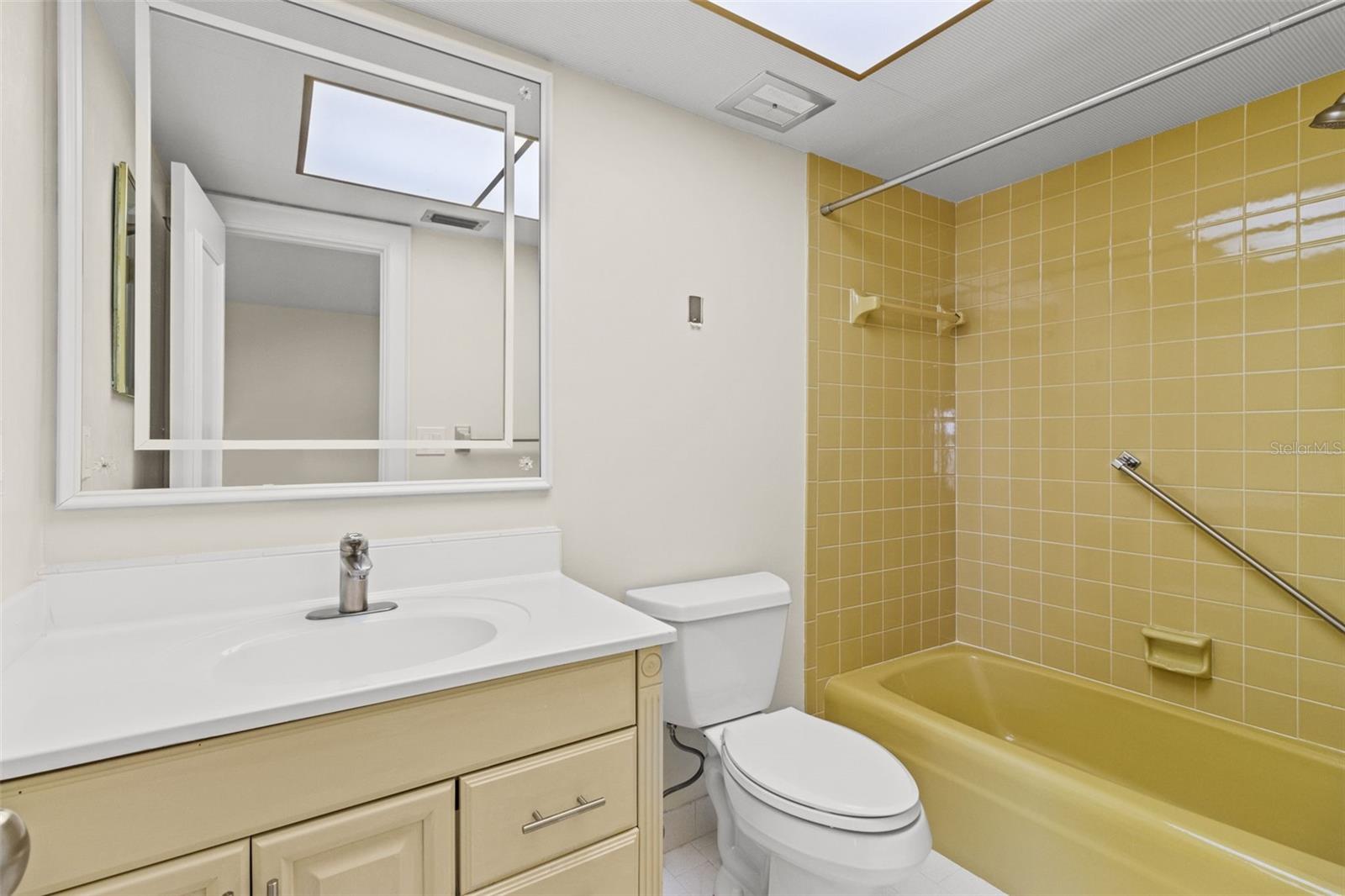 PORT BELLEAIR 4 CONDO - Residential