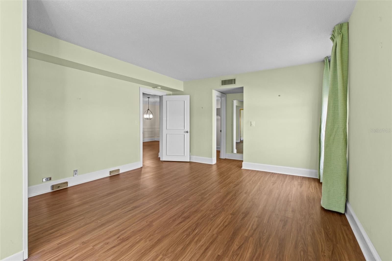 PORT BELLEAIR 4 CONDO - Residential